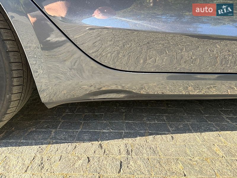 Седан Tesla Model 3 2022 в Бориславе