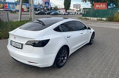 Седан Tesla Model 3 2020 в Києві