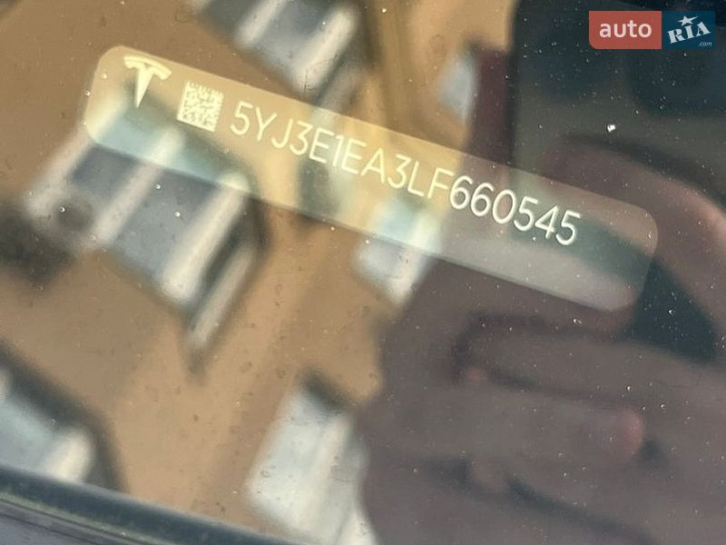 Седан Tesla Model 3 2020 в Києві