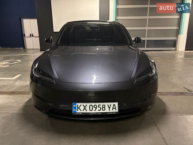 Седан Tesla Model 3 2024 в Харкові фото Седан Tesla Model 3 2024 в Харкові