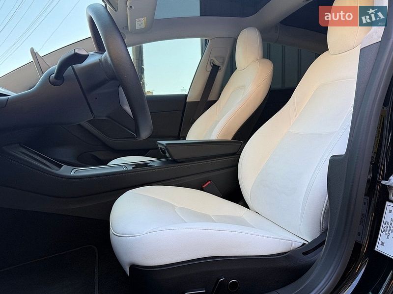 Седан Tesla Model 3 2022 в Львове фото 11 Седан Tesla Model 3 2022 в Львове