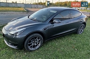 Седан Tesla Model 3 2023 в Александрие