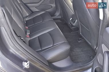 Седан Tesla Model 3 2023 в Александрие