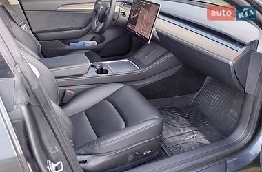 Седан Tesla Model 3 2023 в Александрие