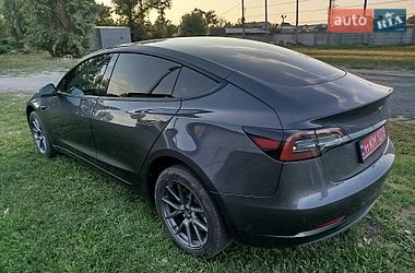 Седан Tesla Model 3 2023 в Александрие