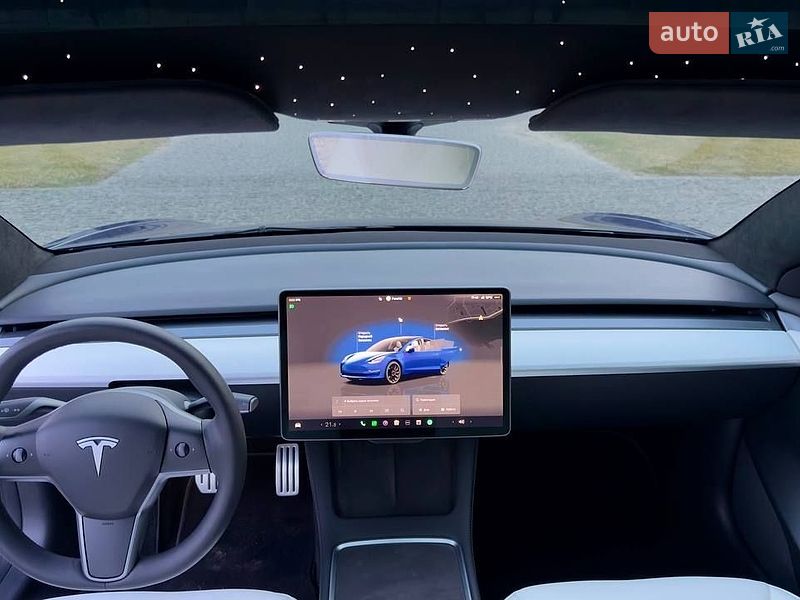Седан Tesla Model 3 2023 в Дніпрі