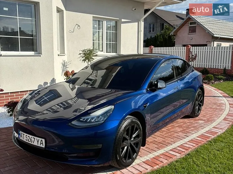 Tesla Model 3 2019