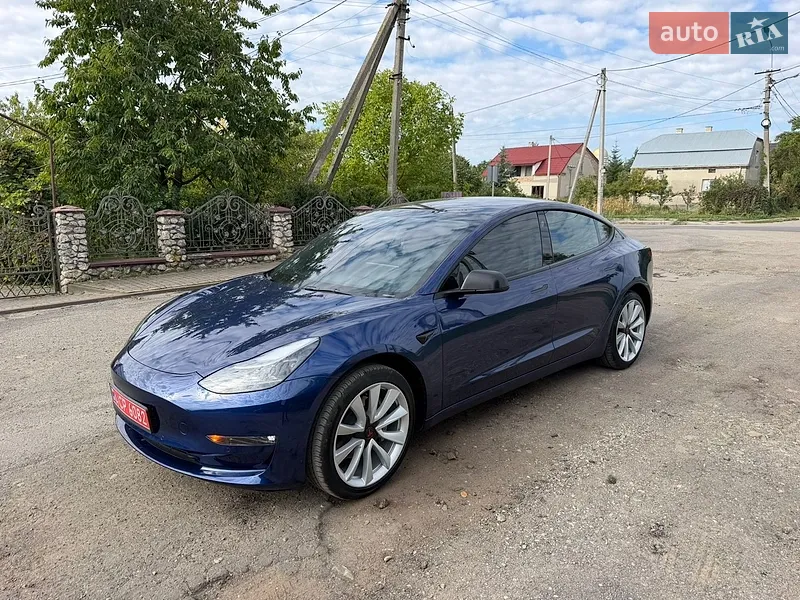 Tesla Model 3