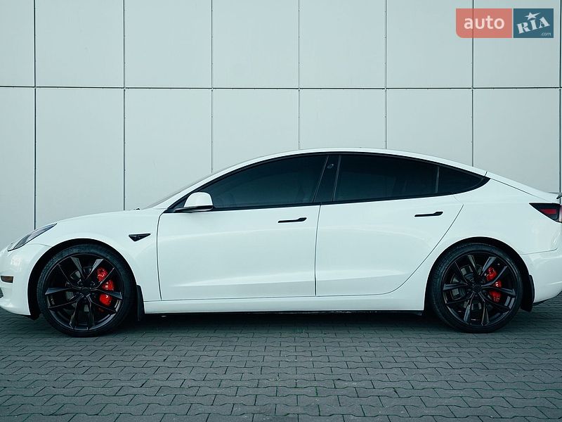 Седан Tesla Model 3 2021 в Харькове