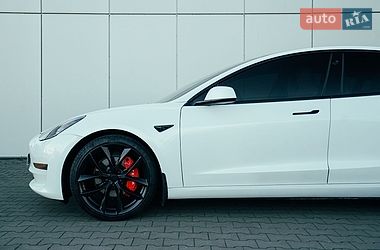 Седан Tesla Model 3 2021 в Харькове