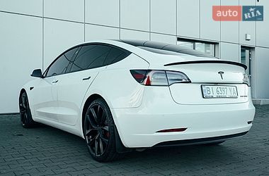Седан Tesla Model 3 2021 в Харькове