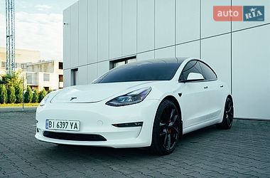 Седан Tesla Model 3 2021 в Харькове