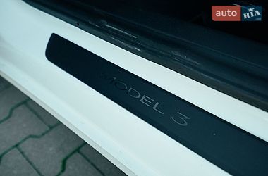 Седан Tesla Model 3 2021 в Харькове