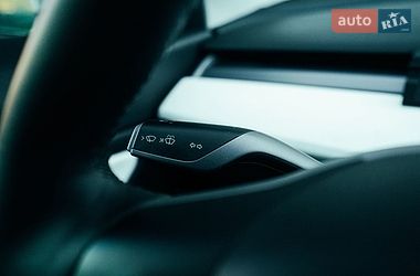 Седан Tesla Model 3 2021 в Харькове