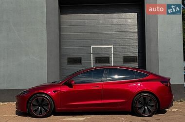 Седан Tesla Model 3 2024 в Киеве