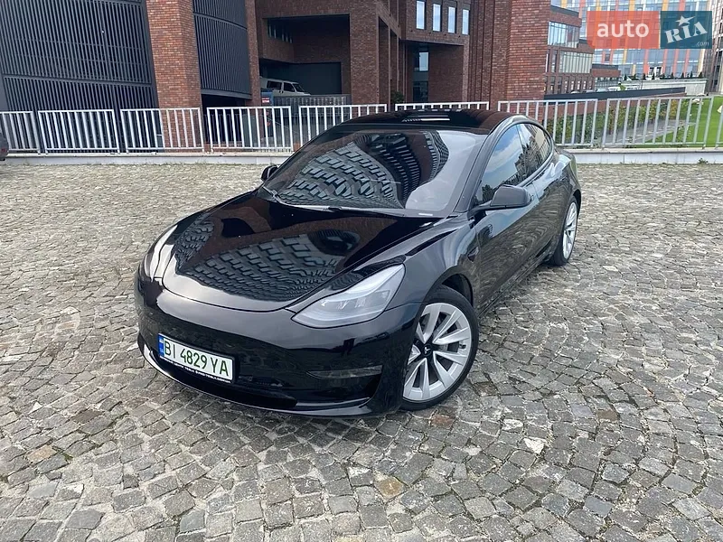 Tesla Model 3