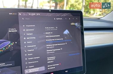 Седан Tesla Model 3 2018 в Кам'янському