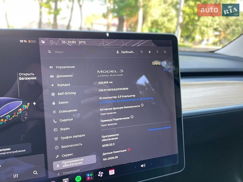 Седан Tesla Model 3 2018 в Кам'янському