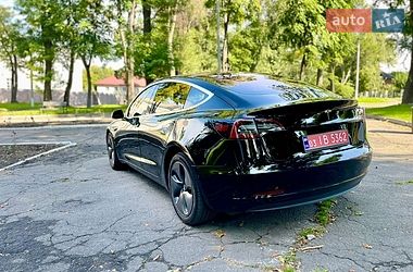 Седан Tesla Model 3 2018 в Кам'янському