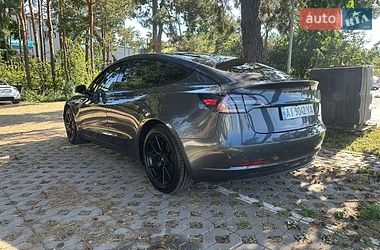 Седан Tesla Model 3 2022 в Гостомеле