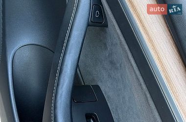 Седан Tesla Model 3 2022 в Самборі