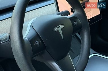 Седан Tesla Model 3 2022 в Самборі