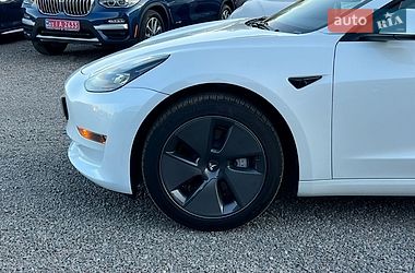 Седан Tesla Model 3 2023 в Рівному