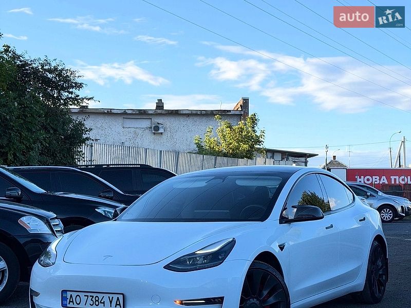 Tesla Model 3 2023