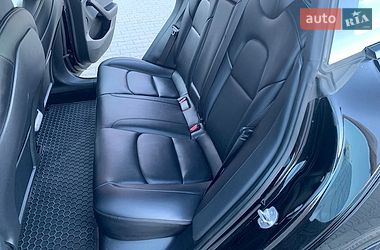 Седан Tesla Model 3 2022 в Киеве