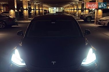 Седан Tesla Model 3 2020 в Одессе