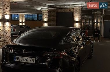 Седан Tesla Model 3 2020 в Одессе