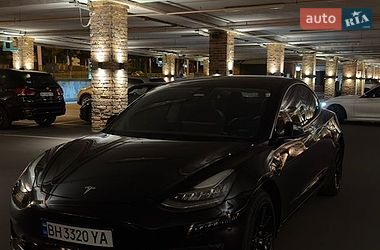 Седан Tesla Model 3 2020 в Одессе