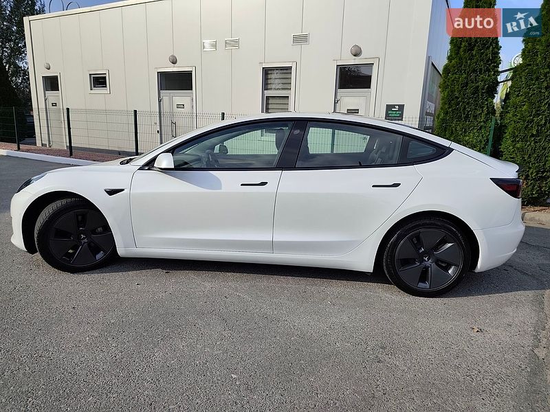 Седан Tesla Model 3 2022 в Харькове
