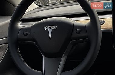 Седан Tesla Model 3 2019 в Белогородке