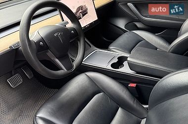 Седан Tesla Model 3 2022 в Кропивницькому