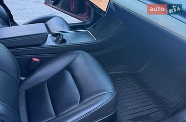 Седан Tesla Model 3 2022 в Тернополі