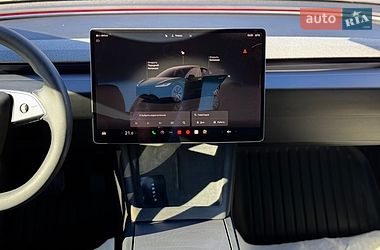 Седан Tesla Model 3 2024 в Тернополі