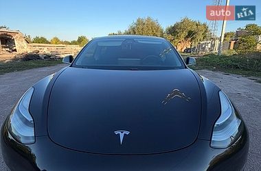 Седан Tesla Model 3 2019 в Бердичеве