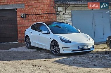 Седан Tesla Model 3 2023 в Вышгороде Седан Tesla Model 3 2023 в Вышгороде