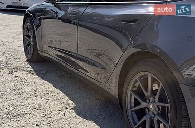 Седан Tesla Model 3 2021 в Вінниці