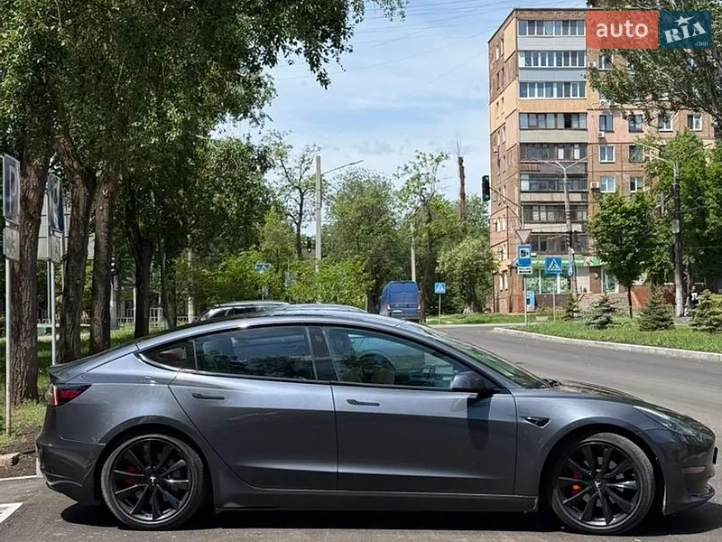 Tesla Model 3 2018