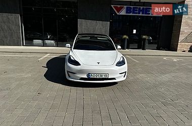 Седан Tesla Model 3 2021 в Ужгороді
