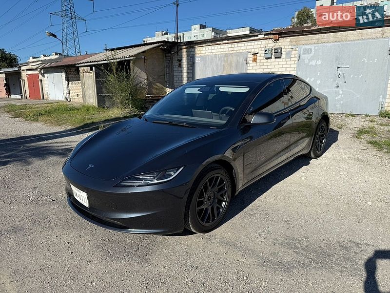 Седан Tesla Model 3 2025 в Запорожье фото 5 Седан Tesla Model 3 2025 в Запорожье