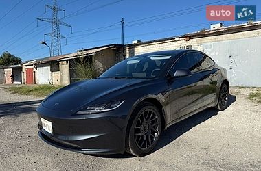 Седан Tesla Model 3 2025 в Запорожье фото 6 Седан Tesla Model 3 2025 в Запорожье