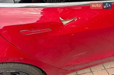 Седан Tesla Model 3 2018 в Києві