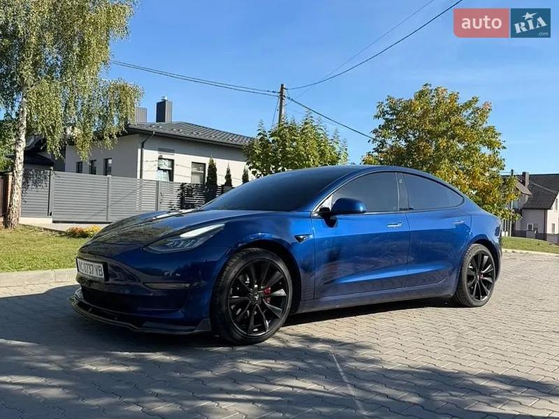 Tesla Model 3