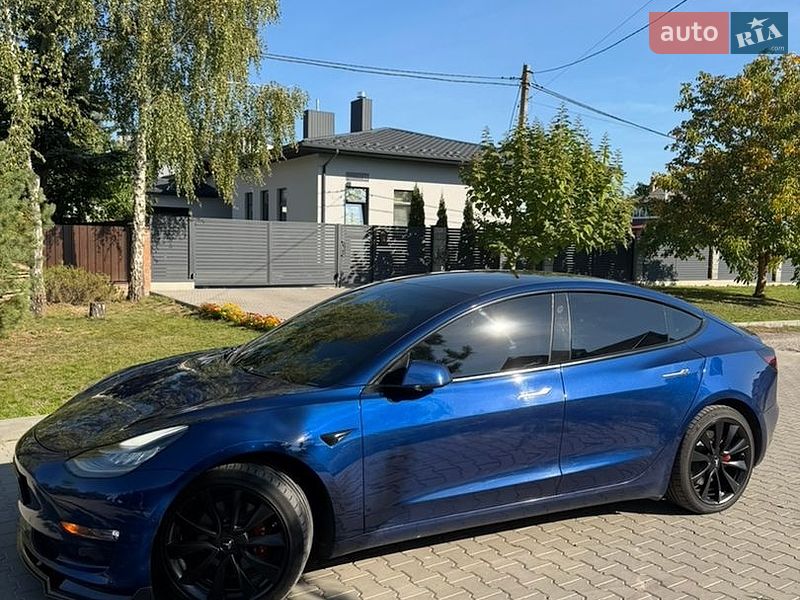 Седан Tesla Model 3 2019 в Луцьку фото 3 Седан Tesla Model 3 2019 в Луцьку