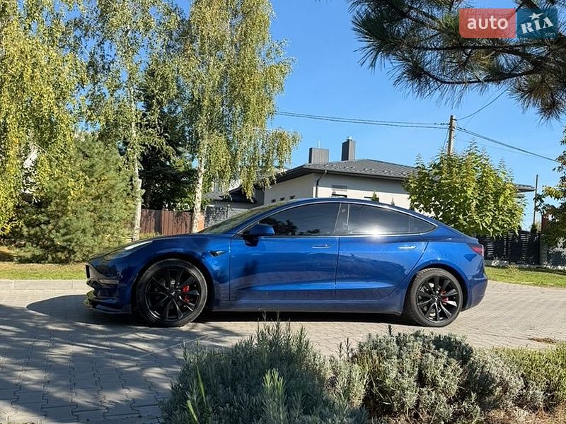 Седан Tesla Model 3 2019 в Луцьку фото 4 Седан Tesla Model 3 2019 в Луцьку