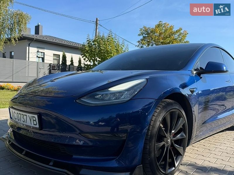 Седан Tesla Model 3 2019 в Луцьку фото 6 Седан Tesla Model 3 2019 в Луцьку