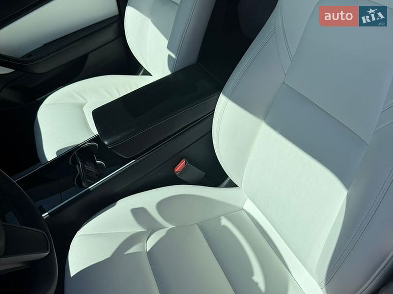 Седан Tesla Model 3 2019 в Луцьку фото 16 Седан Tesla Model 3 2019 в Луцьку